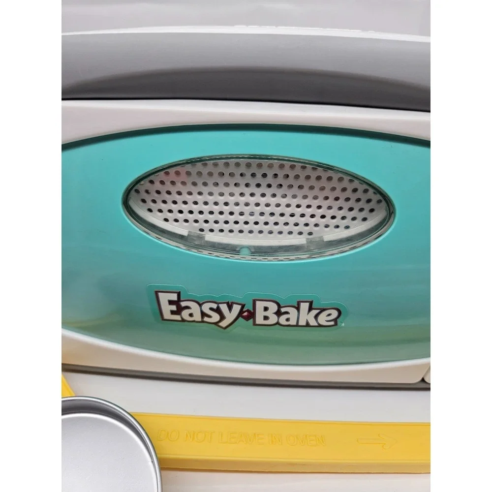 Easy-Bake Oven and Snack Center Teal White Electric Toy‎ with Pans and Mixes